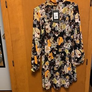 NWT Who What Wear Floral Dress Knee Length
